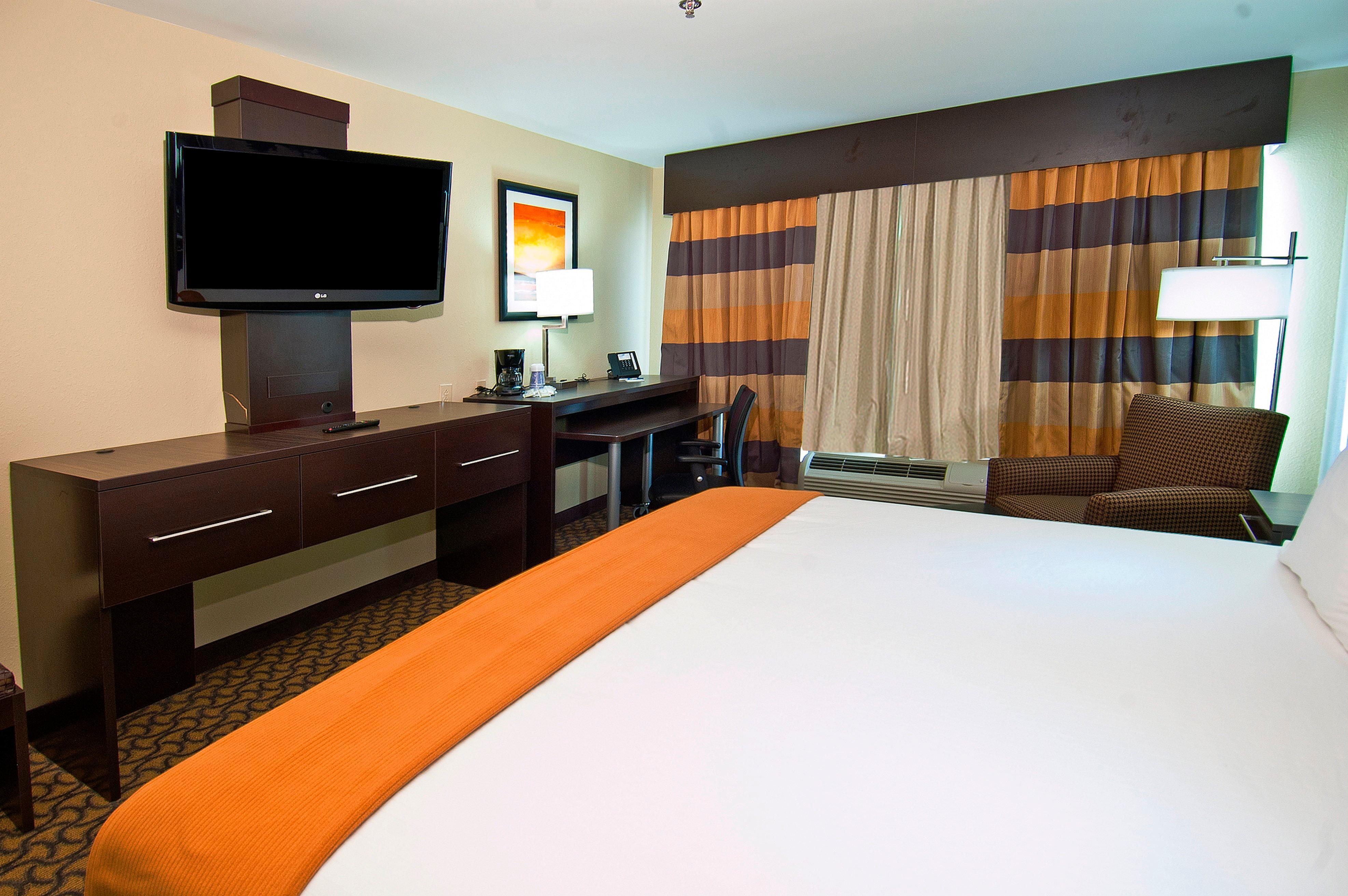 Holiday Inn Express & Suites Jackson/Pearl International Airport Екстериор снимка